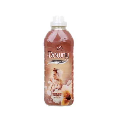 Downy Concentrate Fabric Softener Feel Luxurious 900Ml