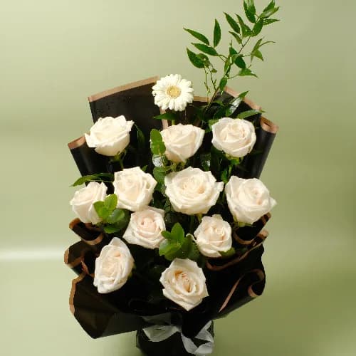 White Roses Bouquet No.2131