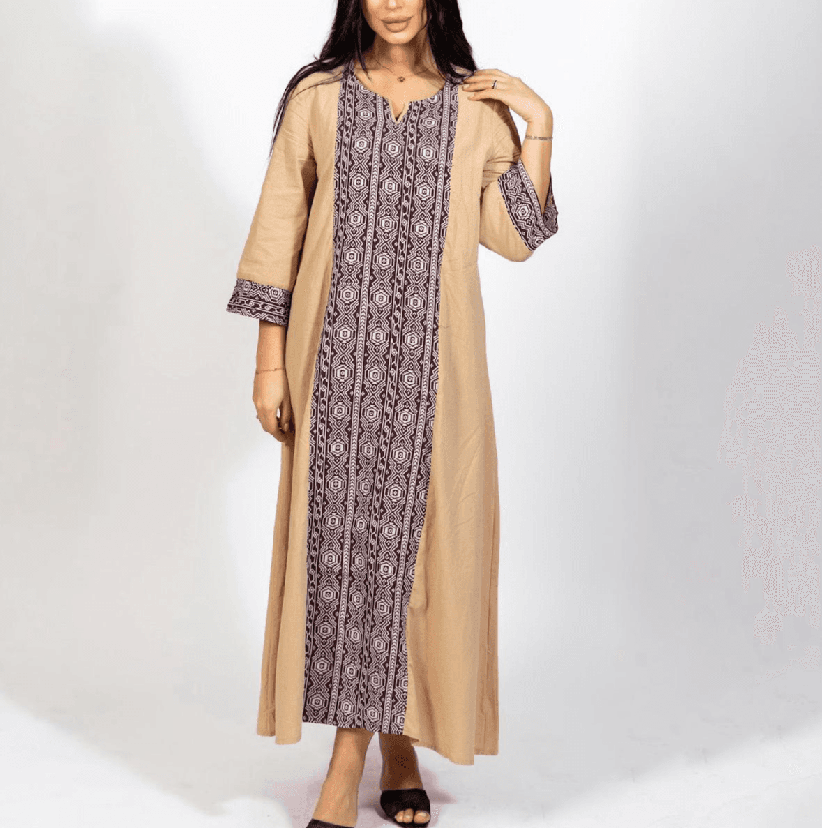 BEIGE COMPFY  DRESS SIZE: M