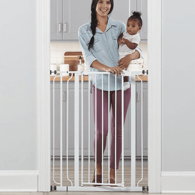 Regalo - Easy Step Extra Tall White Safety Gate (92.71 x 91.44 cm))