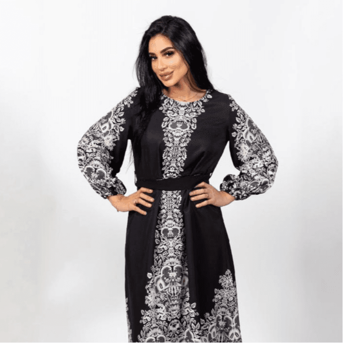 ELEGANT BLACK DRESS WITH WHITE PRINTED FLORAL DESIGN SIZE: M