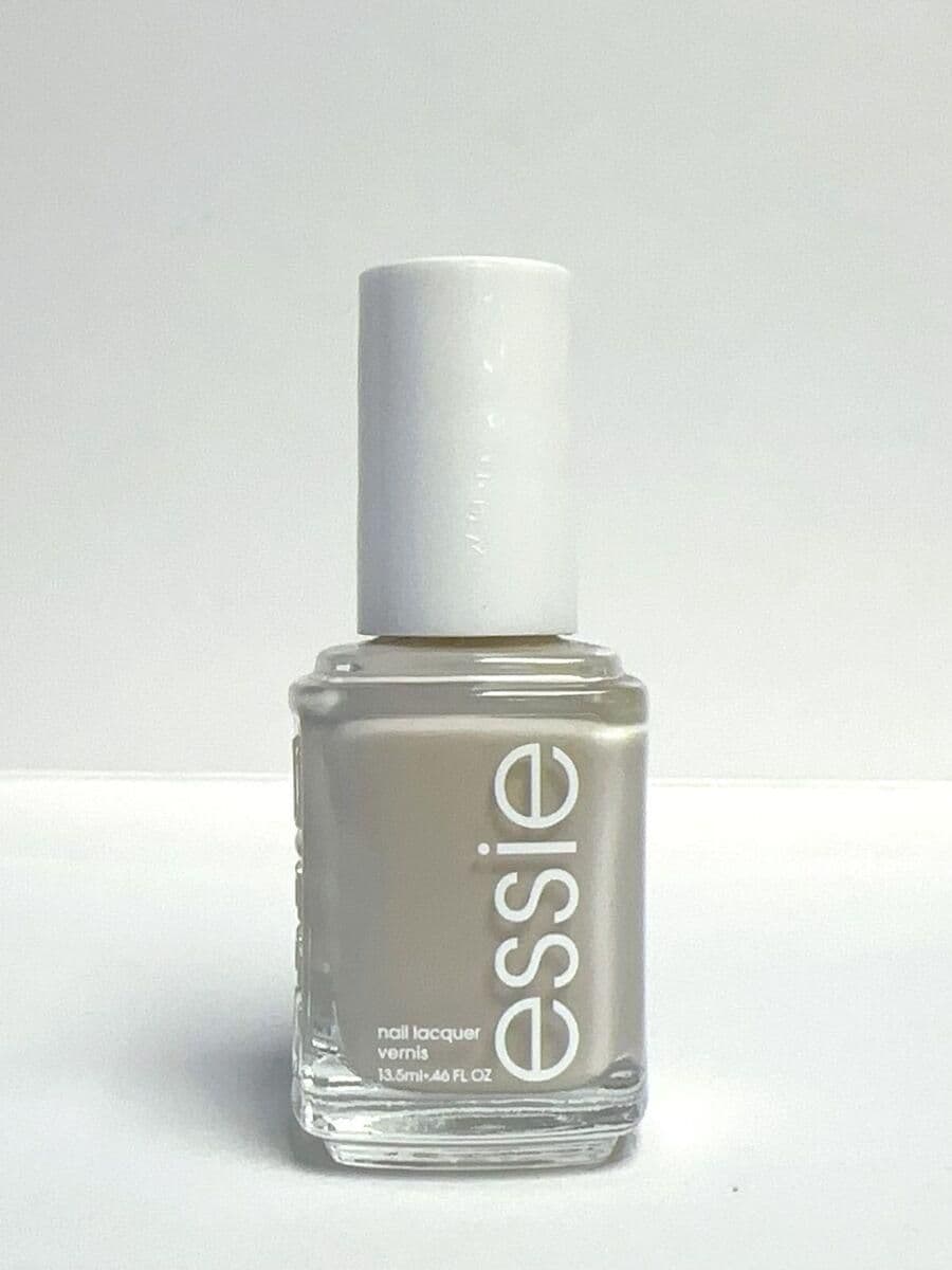 Essie Nail Polish Cut It Out 13.5ml