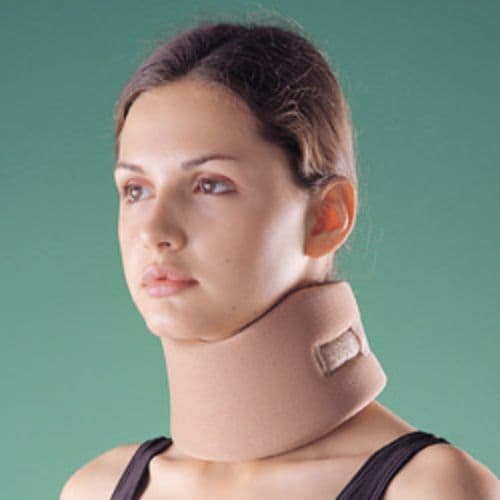 Oppo Cervical Collar Height:3 Small 4091 3 Support  1 PC