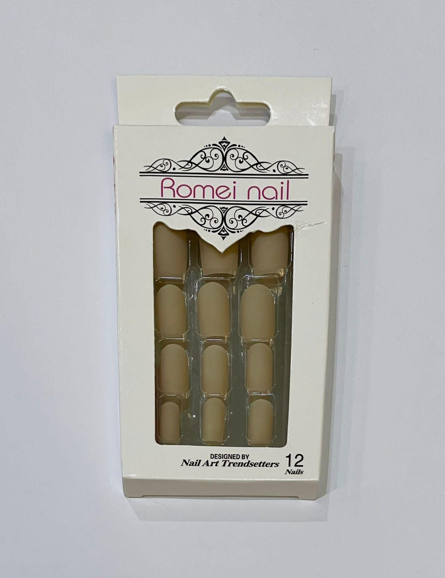 False Nails (Matt-Squoval)12 Pieces Color: 16A-3