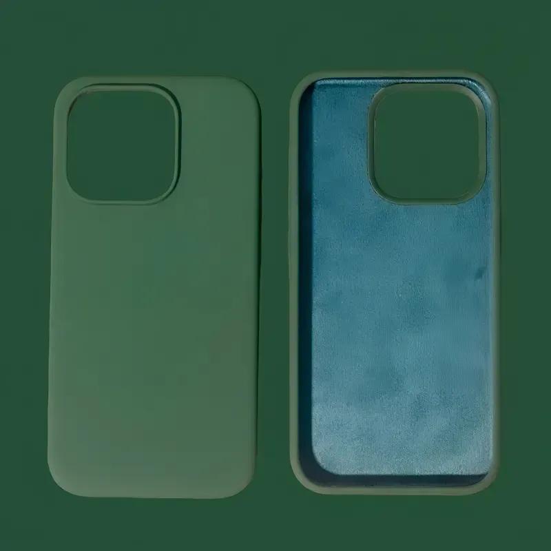 Classic Silicone Case for iPhone 16 Pro - Dark Green