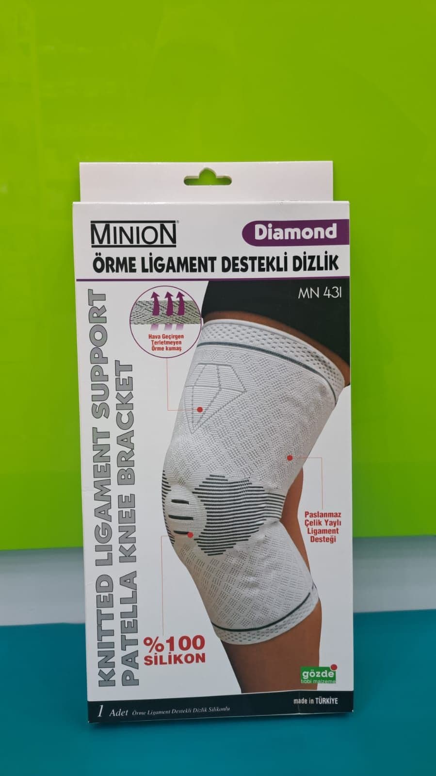 Minion Knee Support With Silicon (Xl)