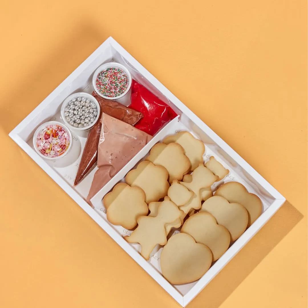 Kids activity cookies box