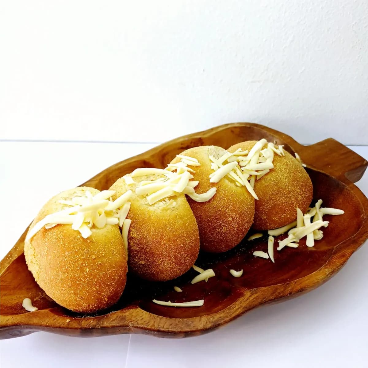 Pandesal With Cheese