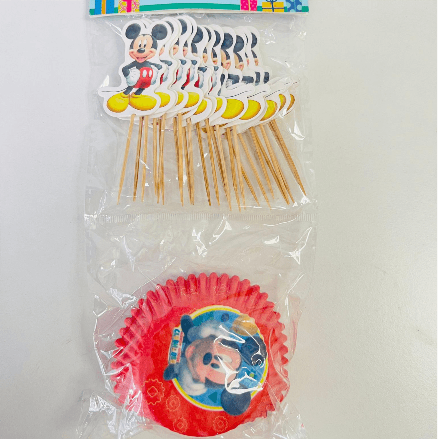Mickey Mouse Cupcake Topper With Cupcake Paper Liner