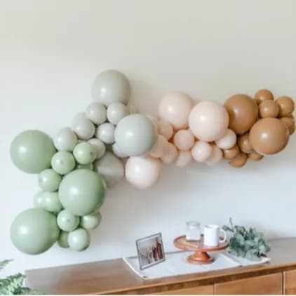 Safari Color Garland Balloons