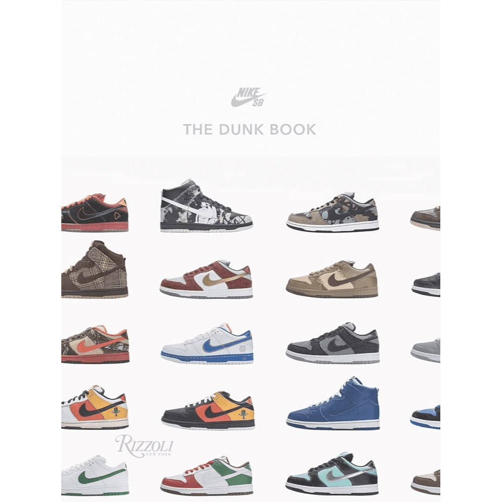866694 Nike SB: The Dunk Book غلاف مقوى من تأليف Nike SB