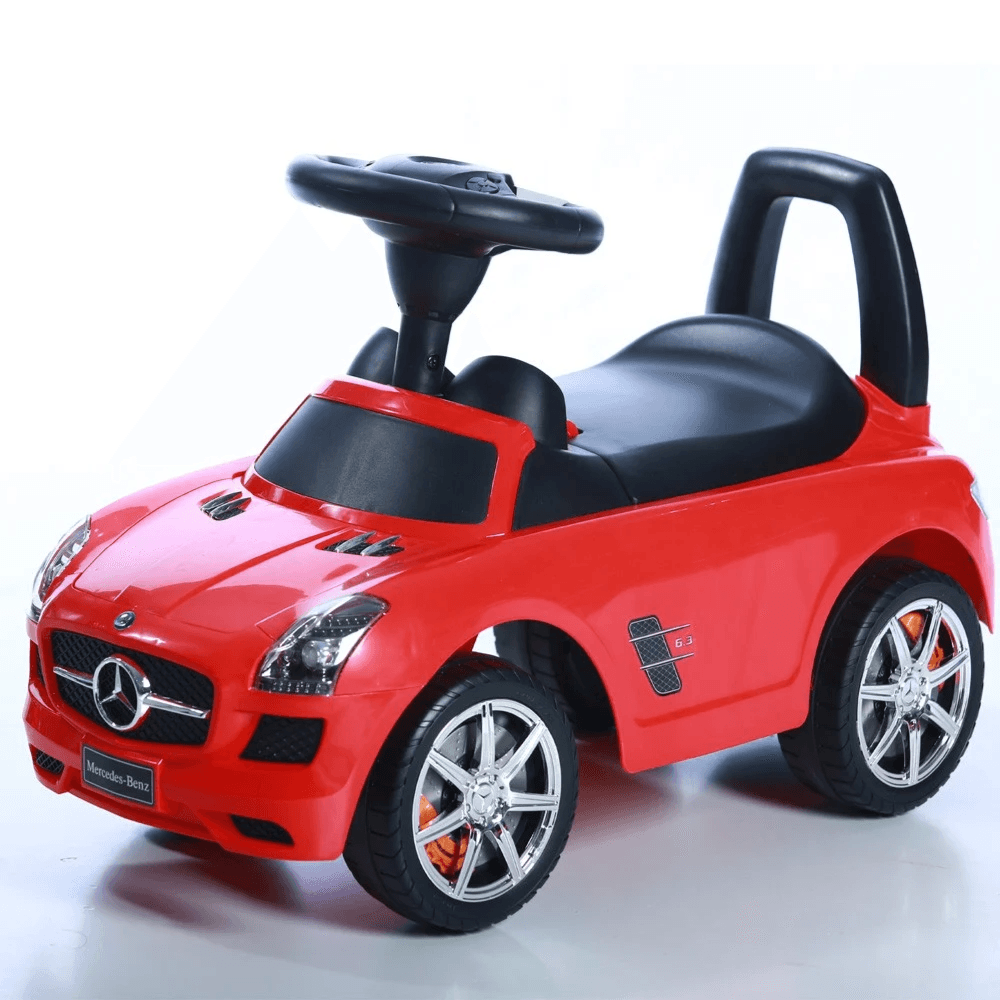 سيارة مرسيدس بنز SLS AMG تولو باللون الأحمر