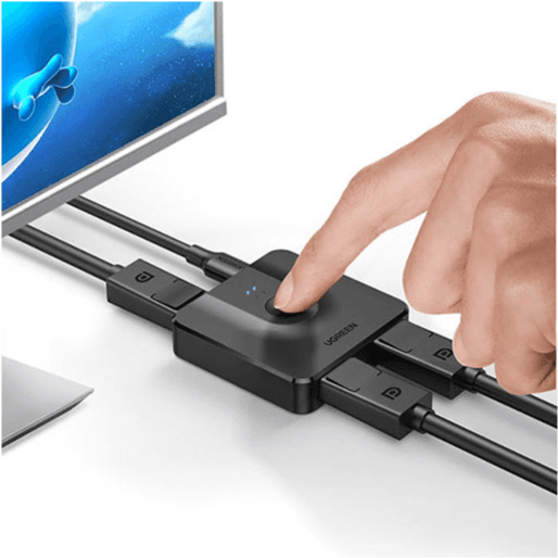 Signal Splitter 2x DisplayPort (in) to 1x DisplayPort (out) 4K/1080p Switcher Black - UGREEN CM430