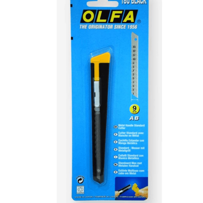 OLFA - Black Standard Cutter + Blades 9MM