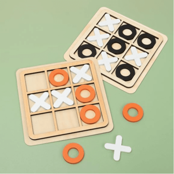 Set, Tic Tac Toe Board Game