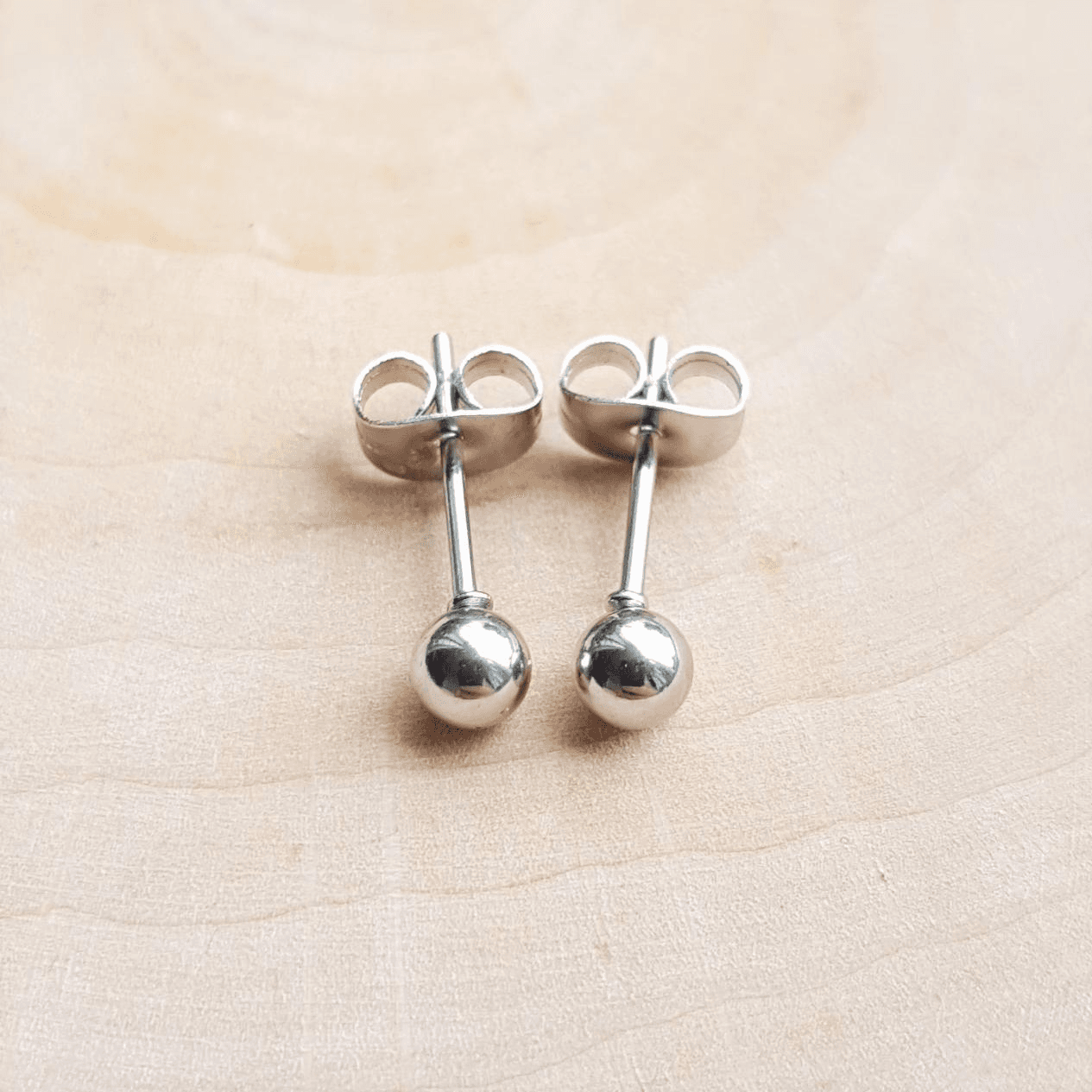 Ear Gear 523 Earrings Ball 4mm Stainless steel