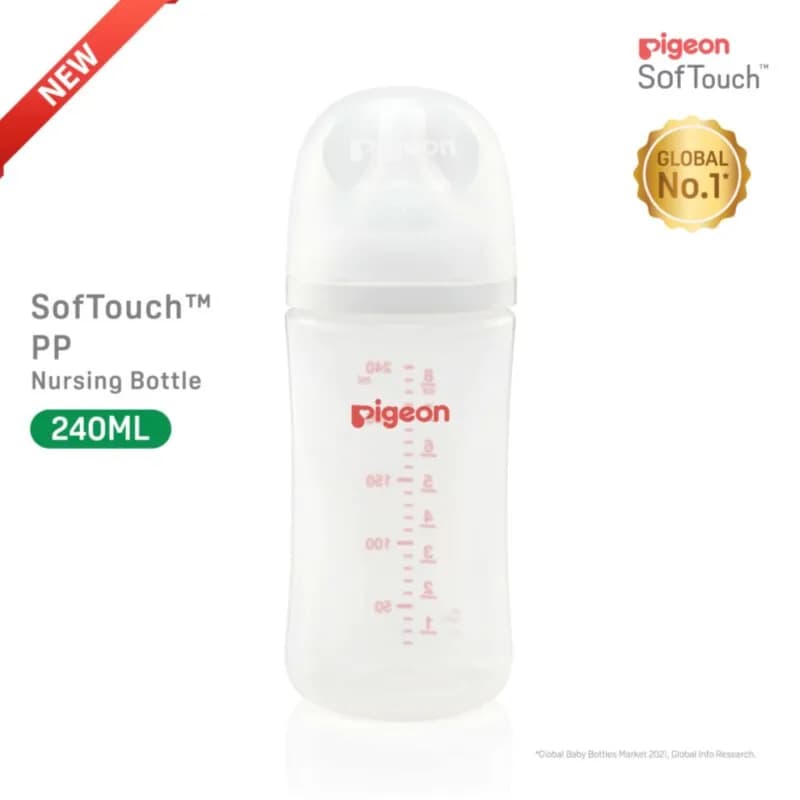 Pigeon  Softouch Plastic Feeding bottle 3+ months Medium Nipple Y-cut Ref code: PA00874 240ml