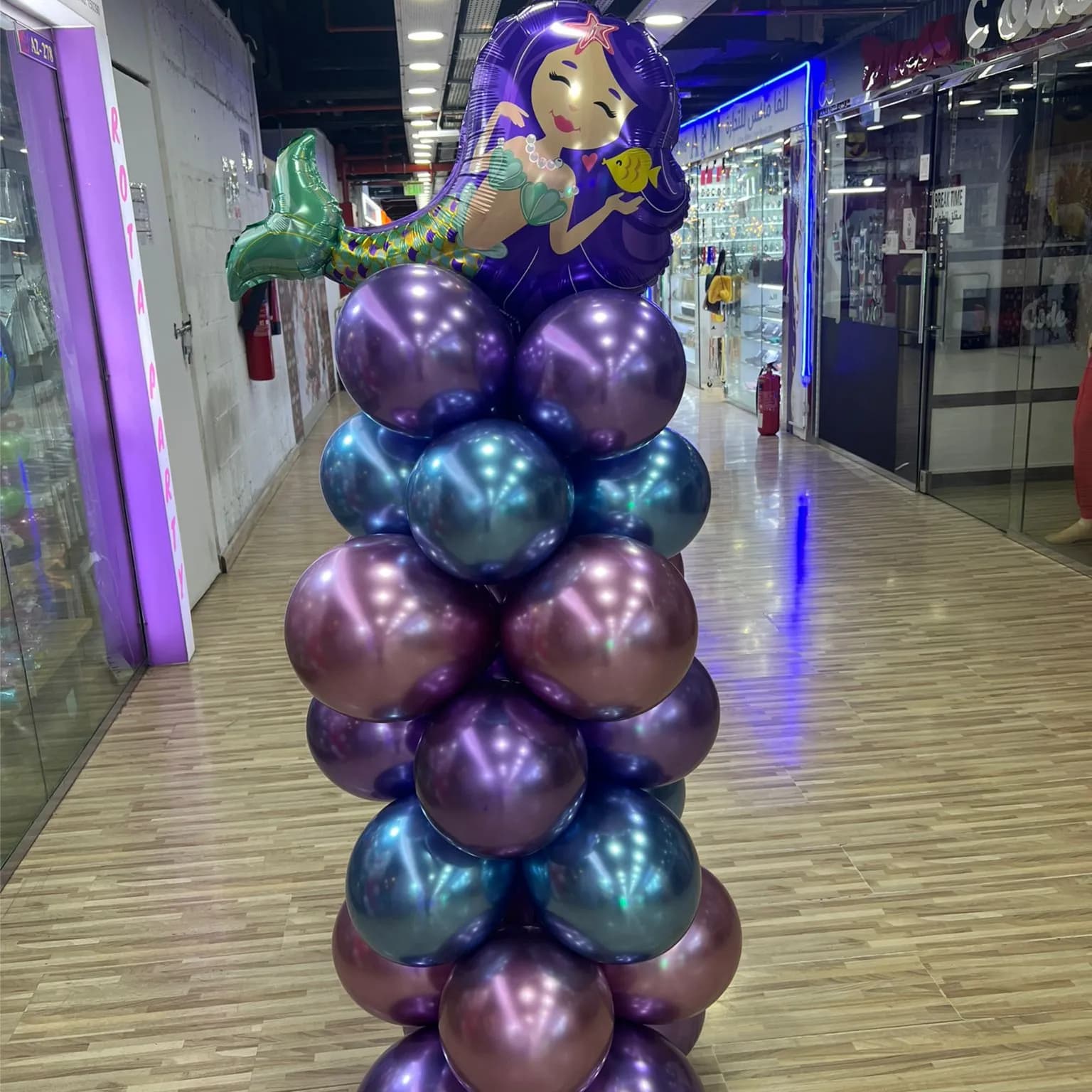 Mermaid Stand Balloon