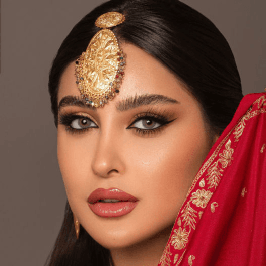 عدسات الورا
