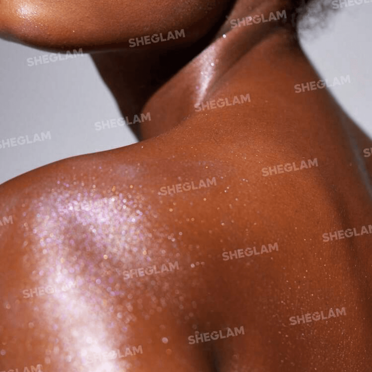 Sheglam - Go Go Glow Highlighting Body Mist- Love Bomb