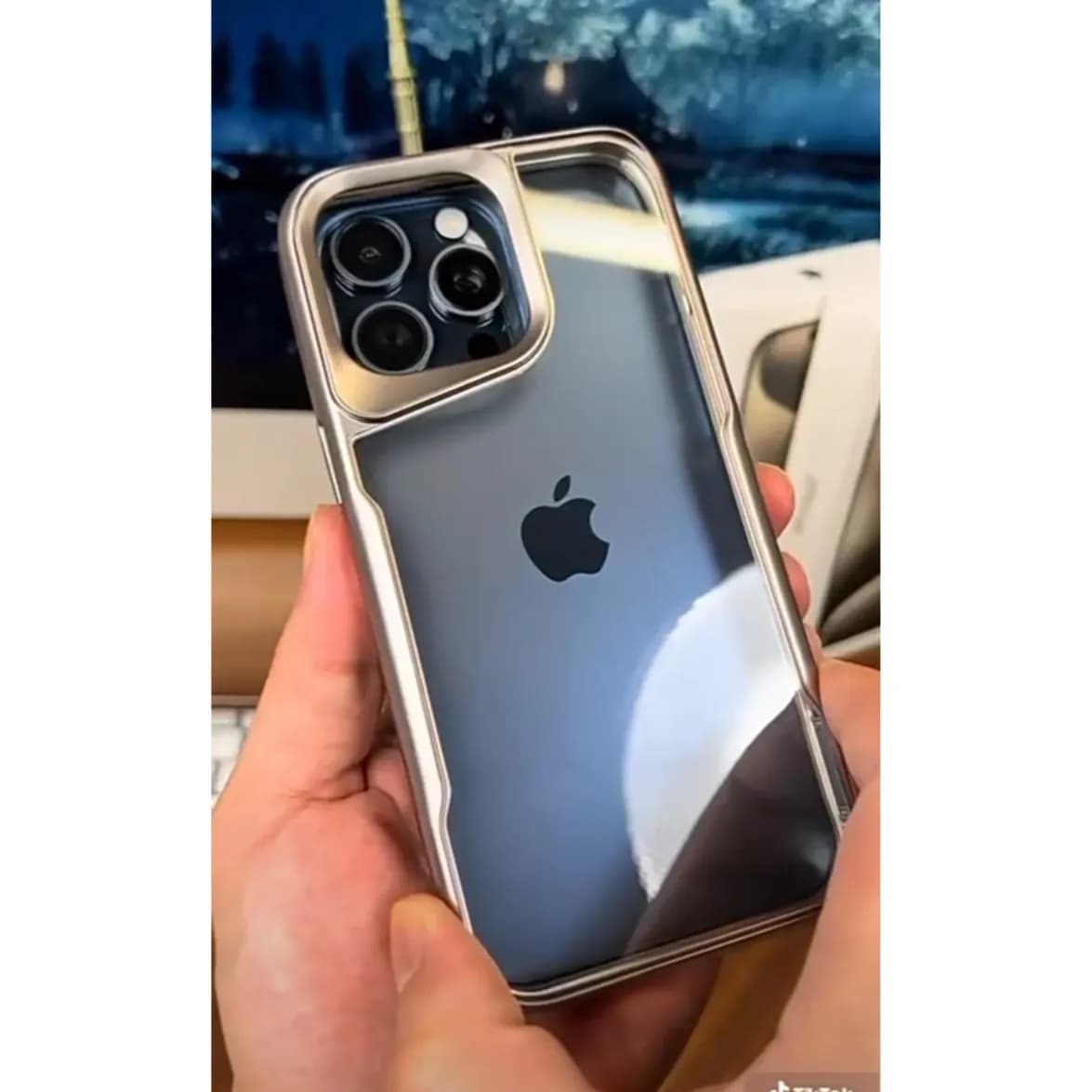 iPhone 15 Pro Luxury case