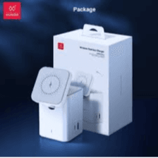 XUNDD 4 in 1 Magnetic Wireless Desktop Charger (XDCH-041)