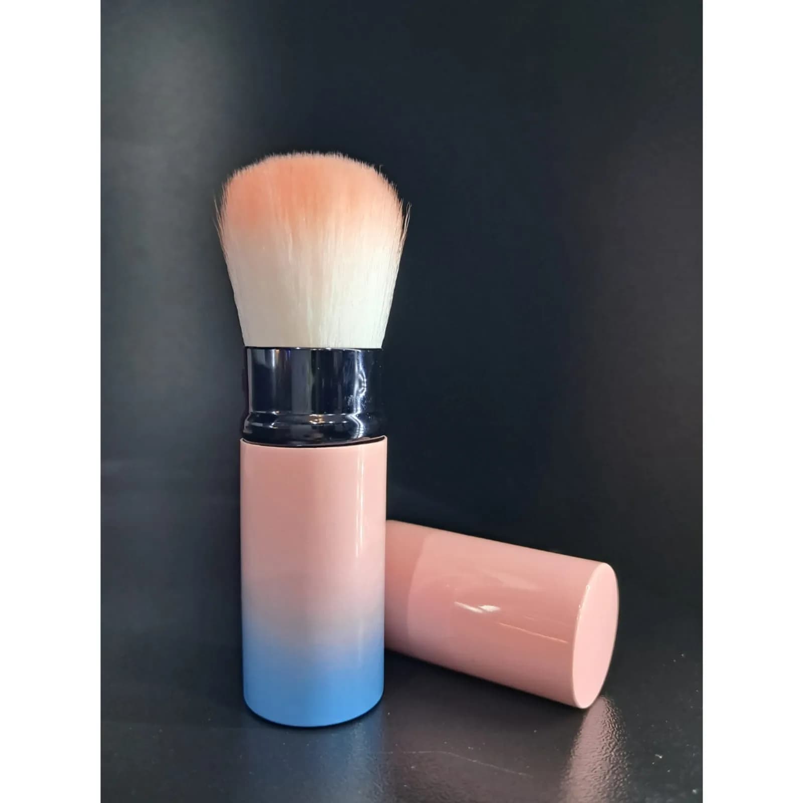 Retractable Face Brush (Pink/blue)