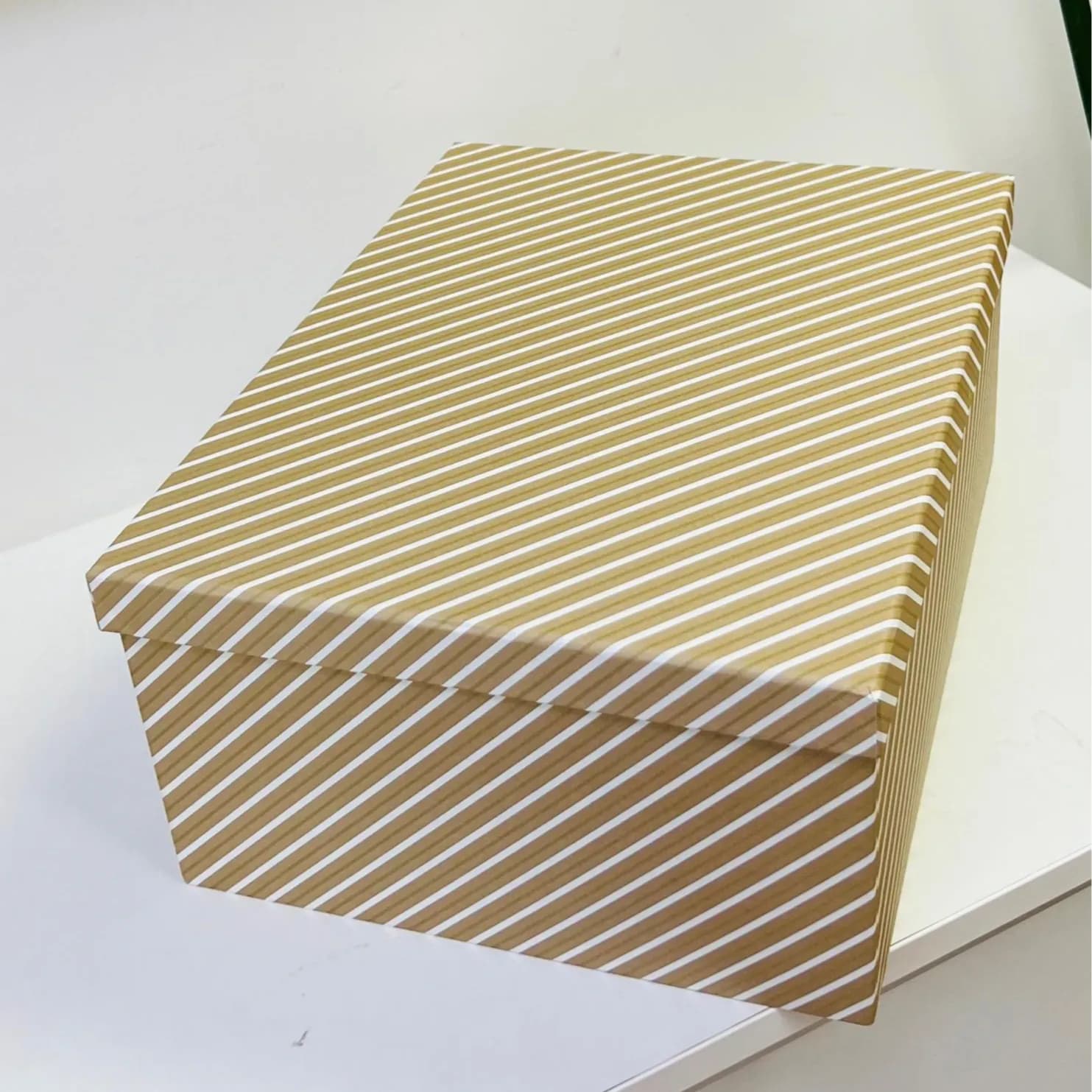 large brown stripes gift box