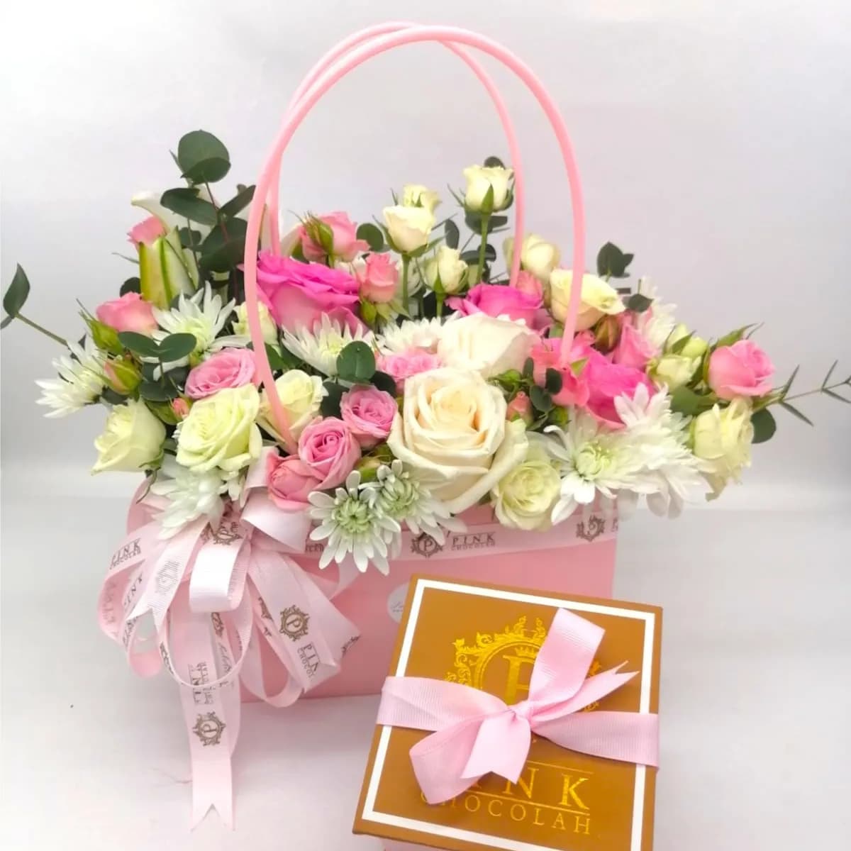 Pink Flower Bag With Mix Box Chocolate