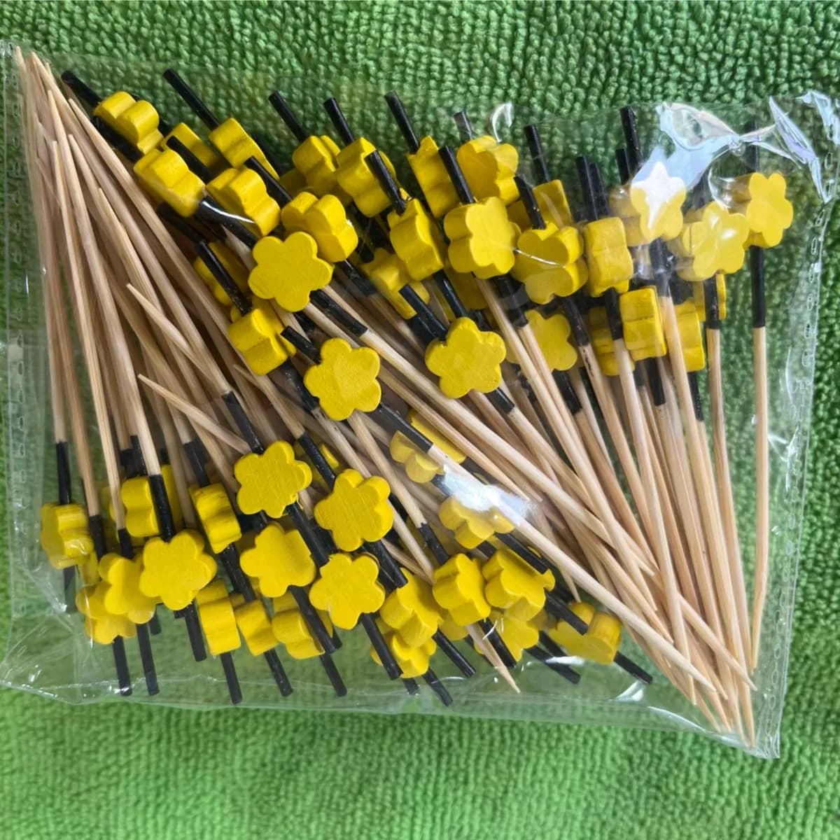 Bamboo Skewer Pick Flower Yellow Braid - 9cm