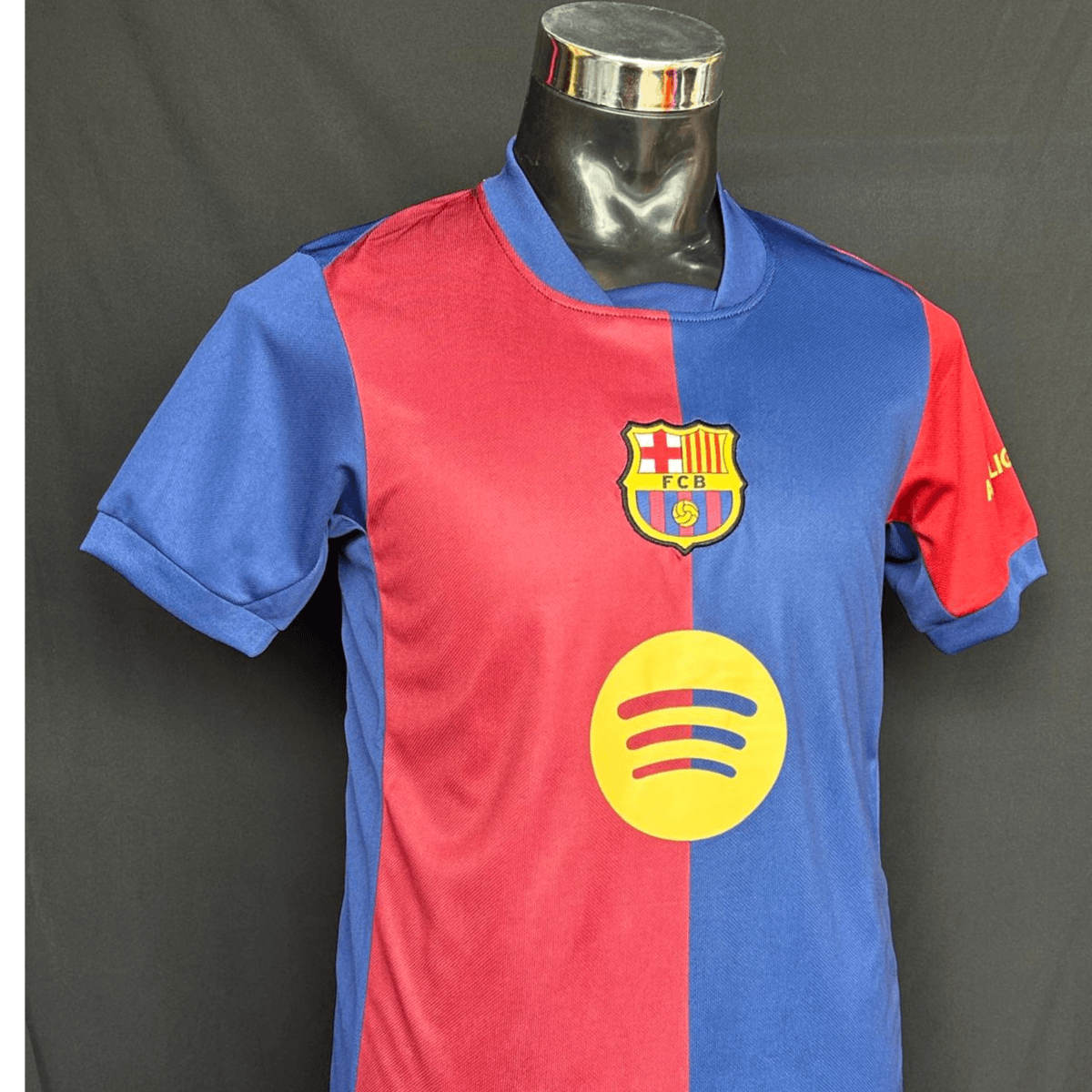 تي شيرت  برشلونة الاساسي للكبار موسم 2025