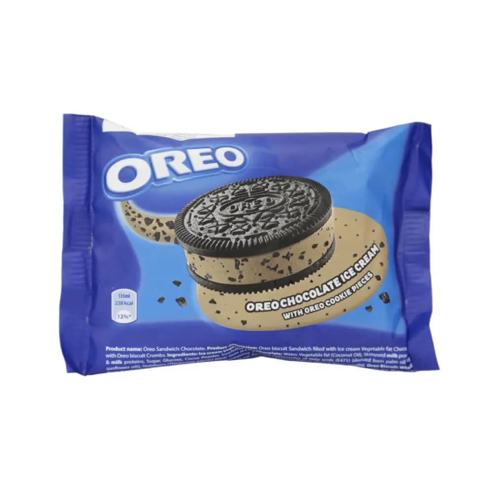 Oreo Chocolate Ice Cream Sandwich With Cookies Pieces 135Ml