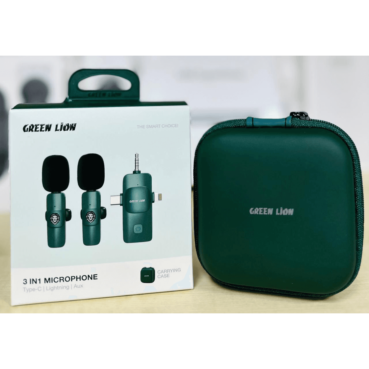 Green Lion 3 IN 1 Microphone Type-C / Lightning / Aux – Green