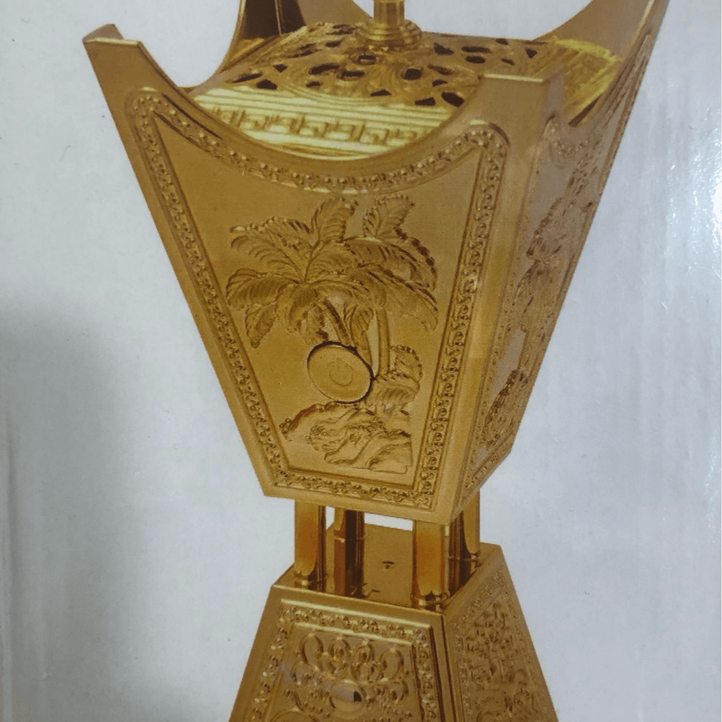 مبخرة فاخرة بتصميم وعاء معدني - الأفضل لشهر رمضان، عطر المنزل والديكور