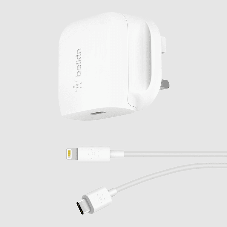 شاحن حائط 20W مع كابل Lightning إلى Usb-C قابس المملكة المتحدة - أبيض