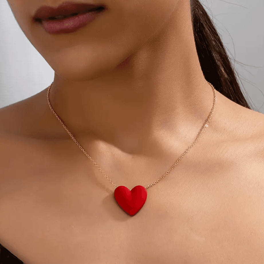 Heart-Shaped Pendant Necklace