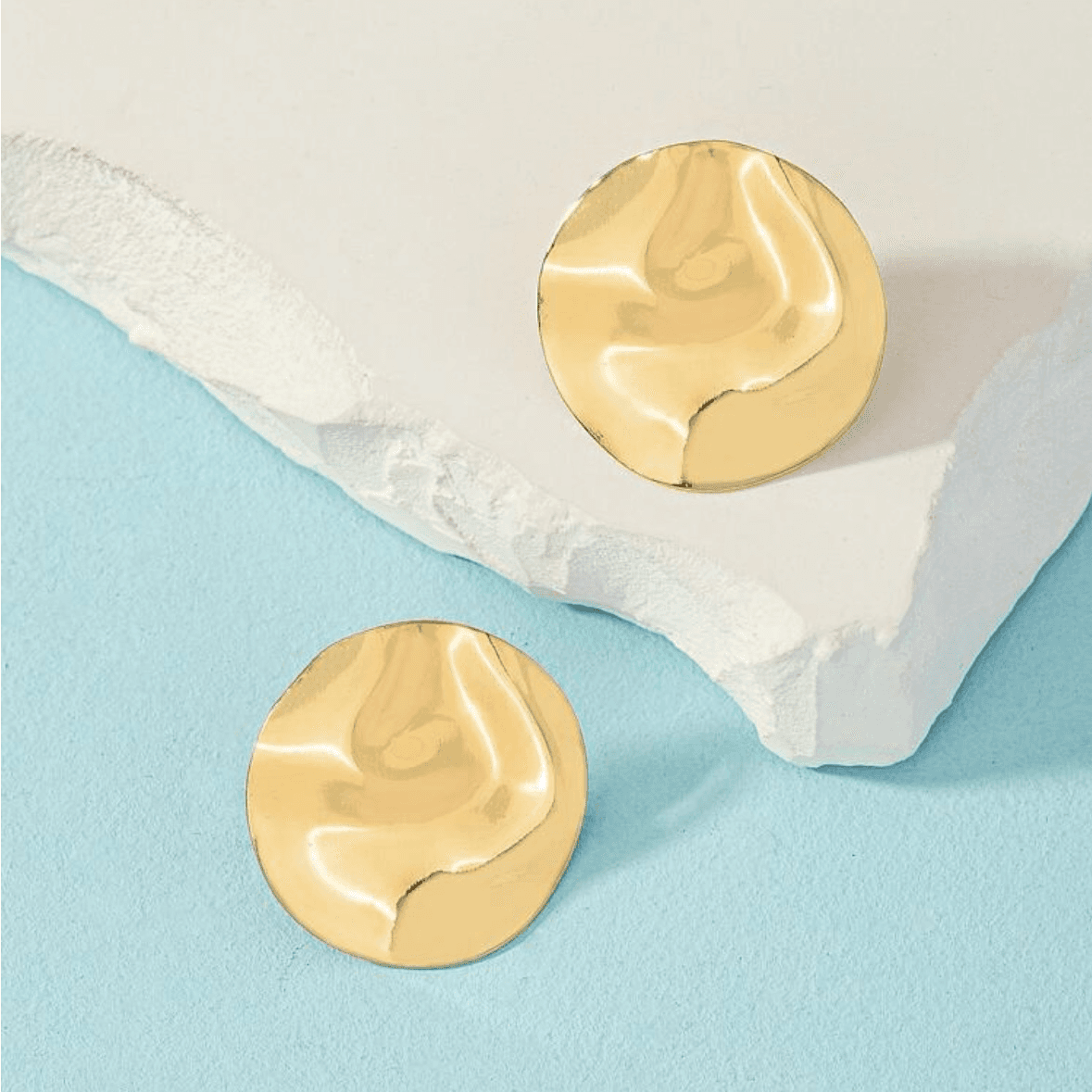 Earrings -  Round - Gold