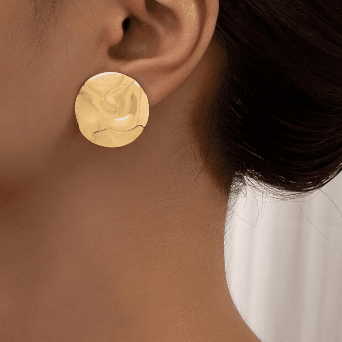 Earrings -  Round - Gold