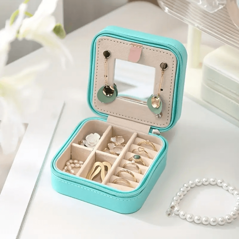 Minimalist Mini Square Jewelry Box (Light Green)