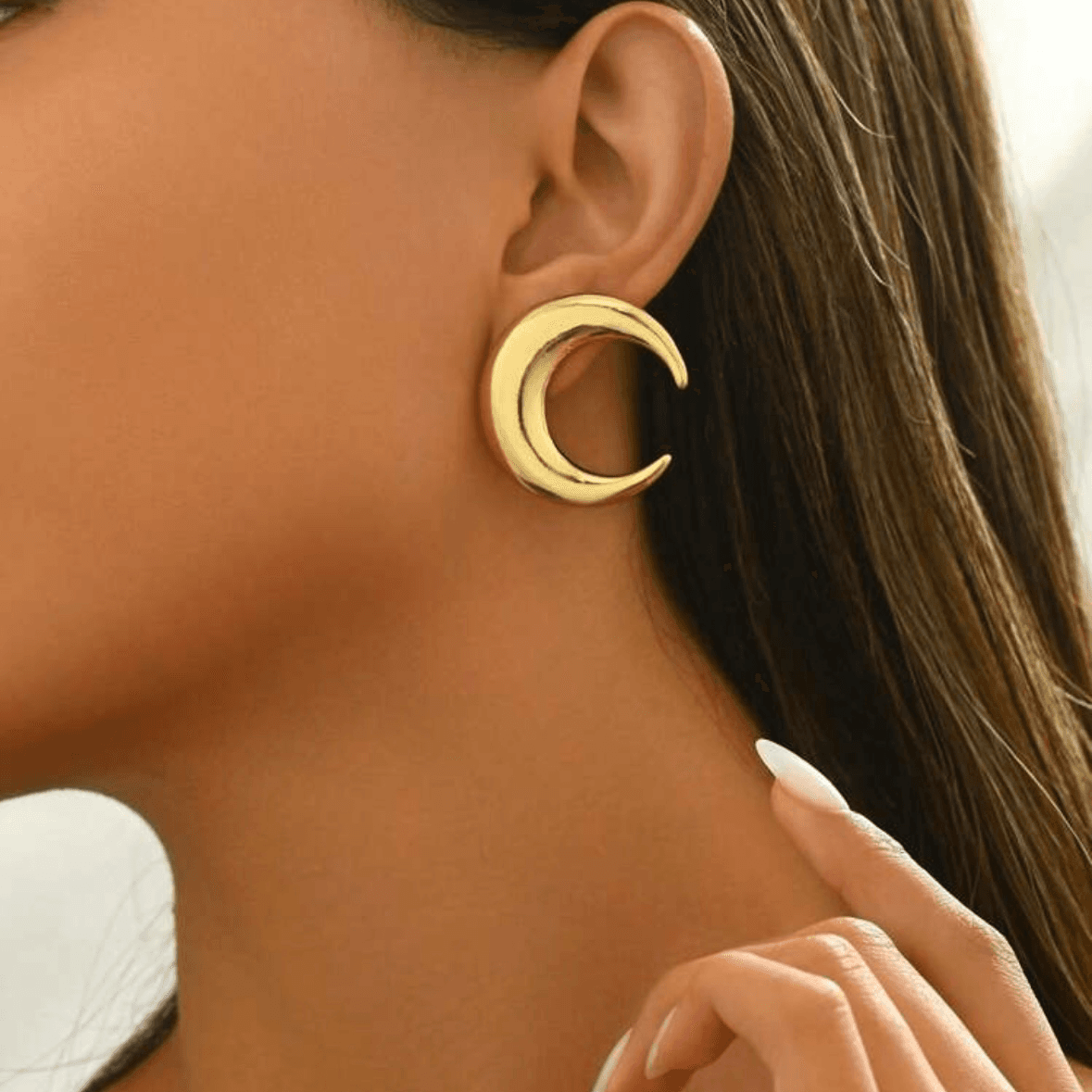 Earrings - Moon Shape - Gold 