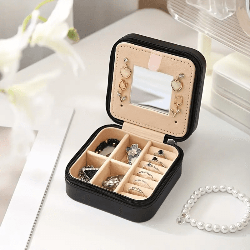 Minimalist Mini Square Jewelry Box (Black)