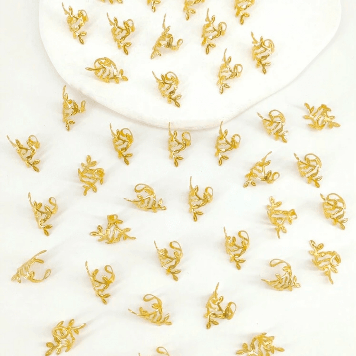 40Pcs - Leaf Shaped Hair Rings - Gold