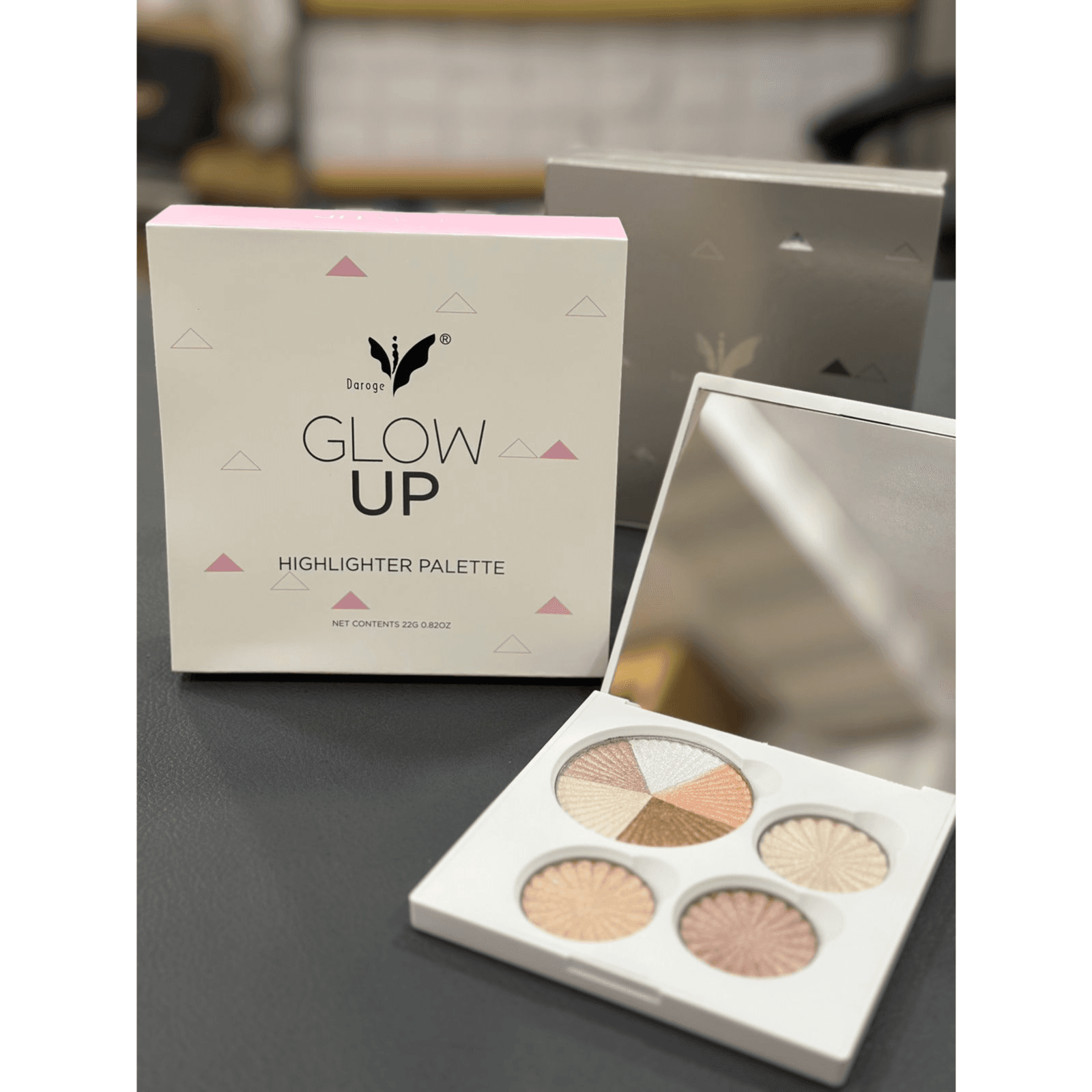 Daroge Glow Up Highlighter Palette