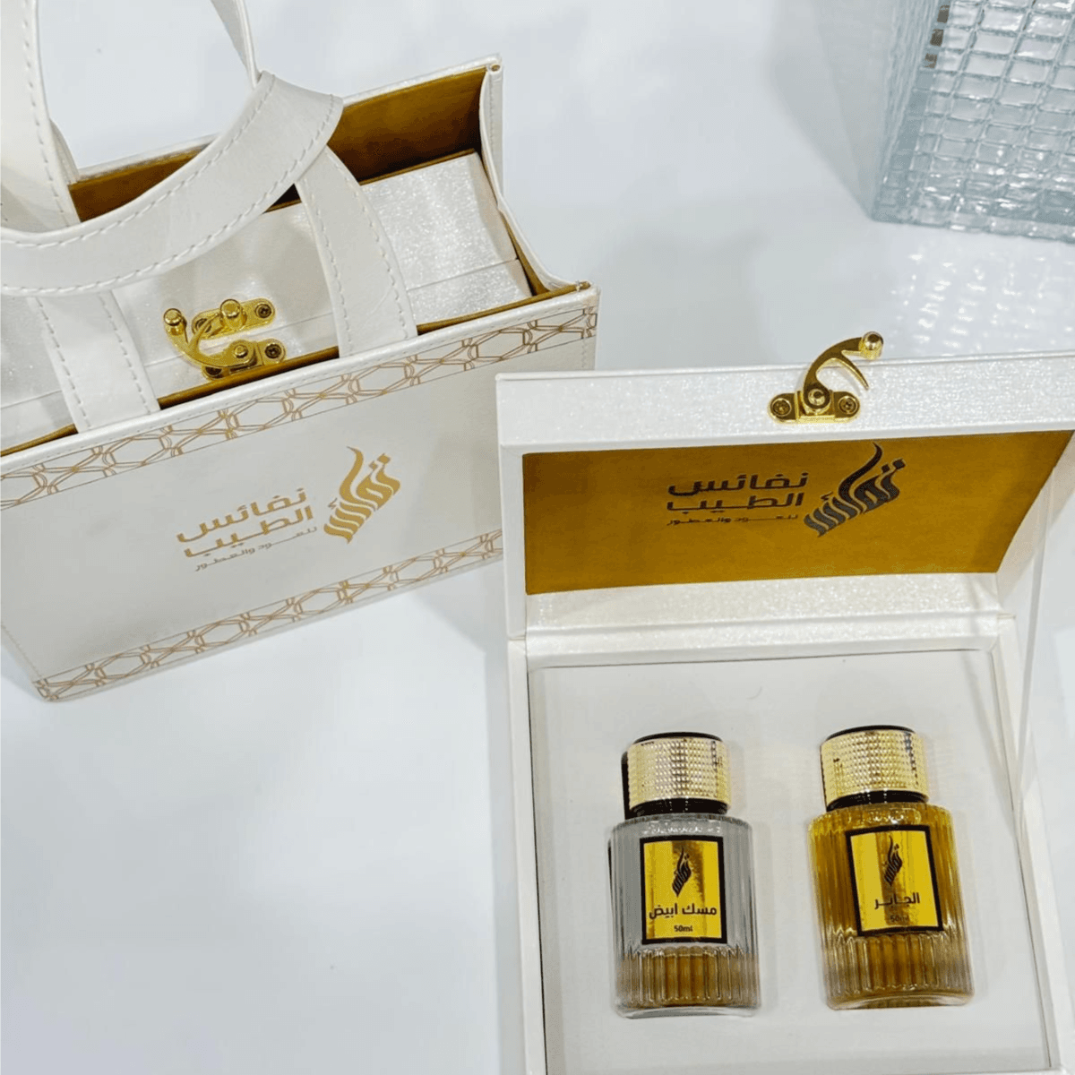 بوكس جلد عطر ومسك