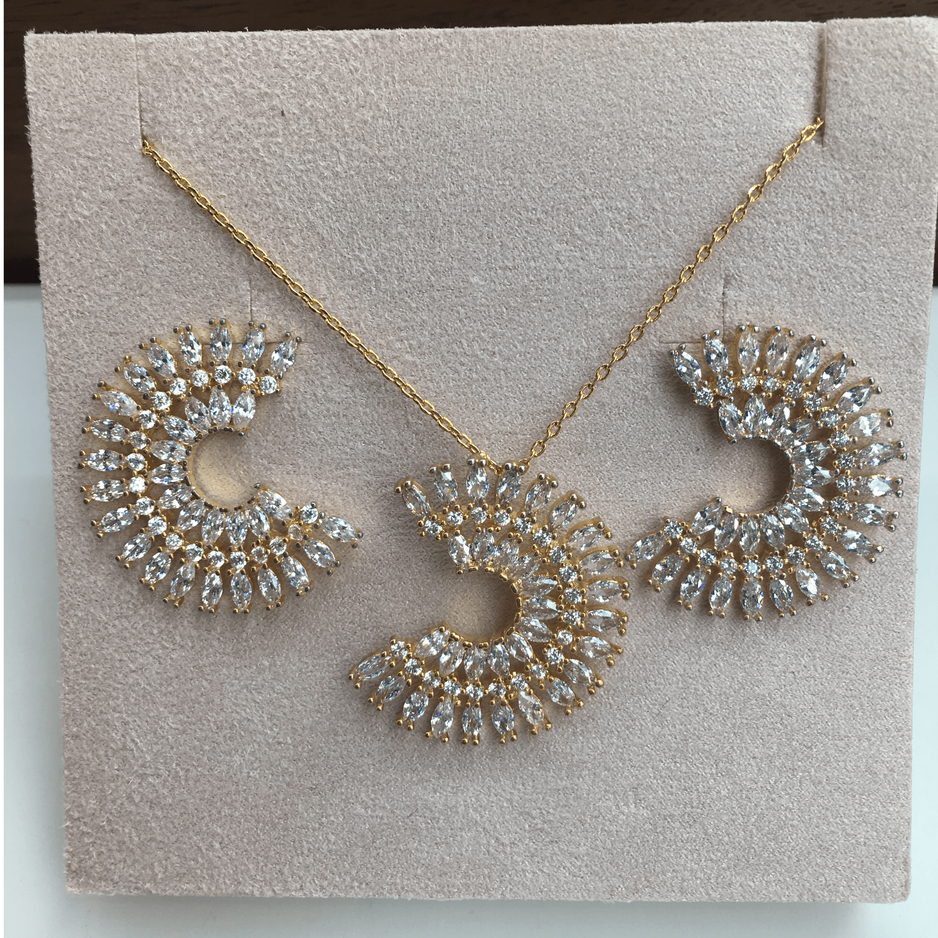 Necklace Sets - DU 345 NE G  