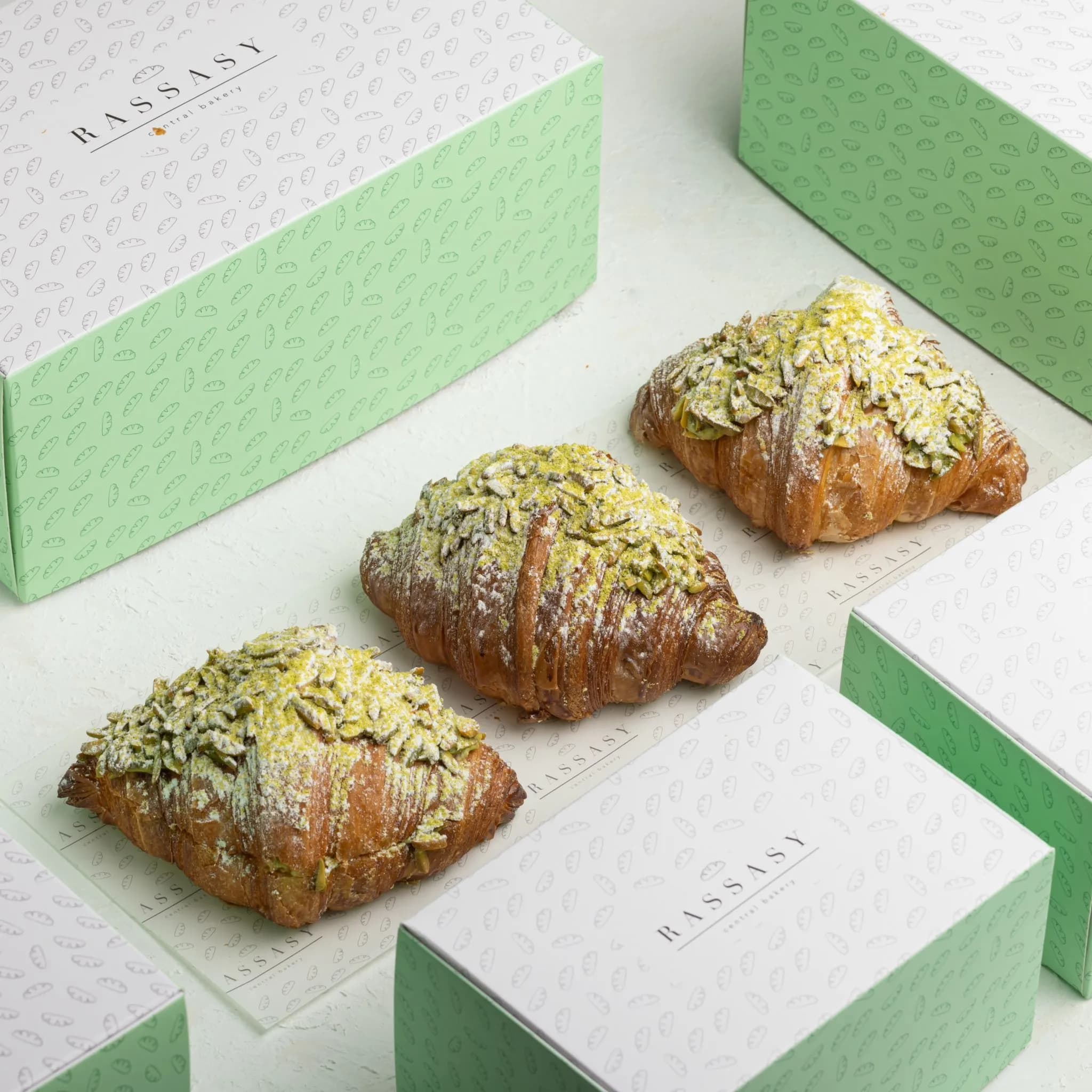 Pistachio Croissant 3 Pcs