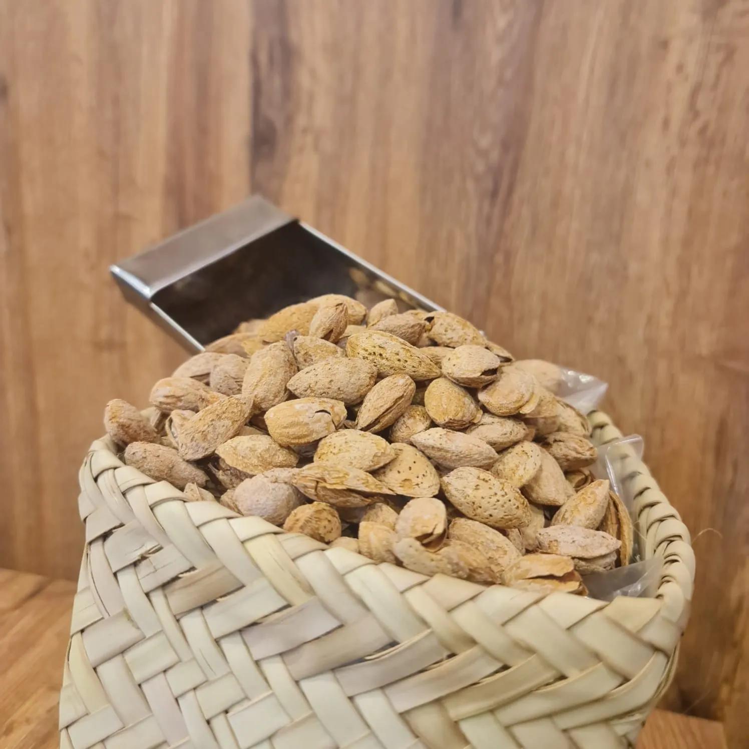 Salted Almonds With Shell