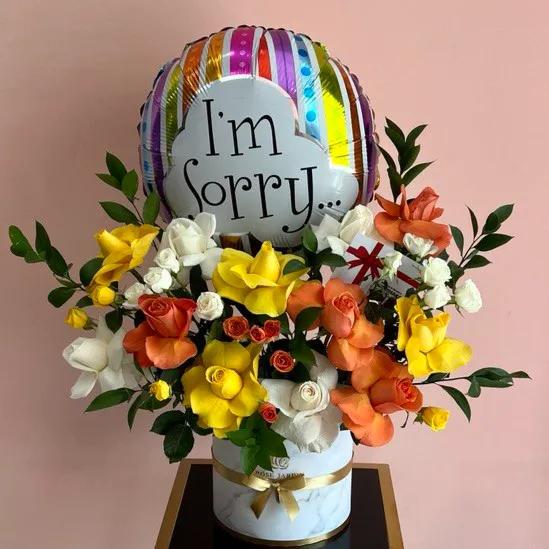 Sorry Balloon & Flower Arrangement