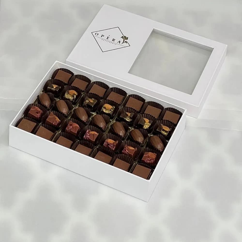 Chocolate Box White 20010