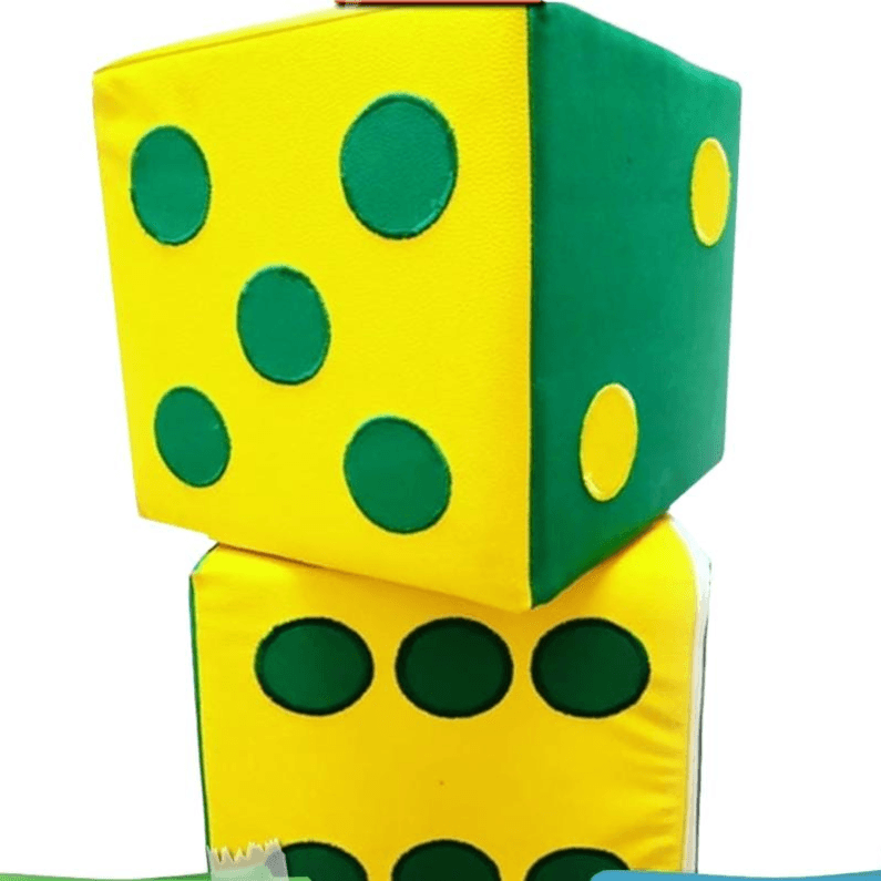 Dot Cube (25*25cm)